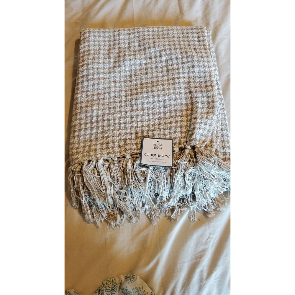 Room 2 Room Cotton Throw Blanket Beige Houndstooth Fringe 50x60 NEW